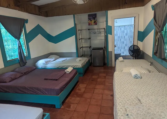 Tasty Dayz Hostel